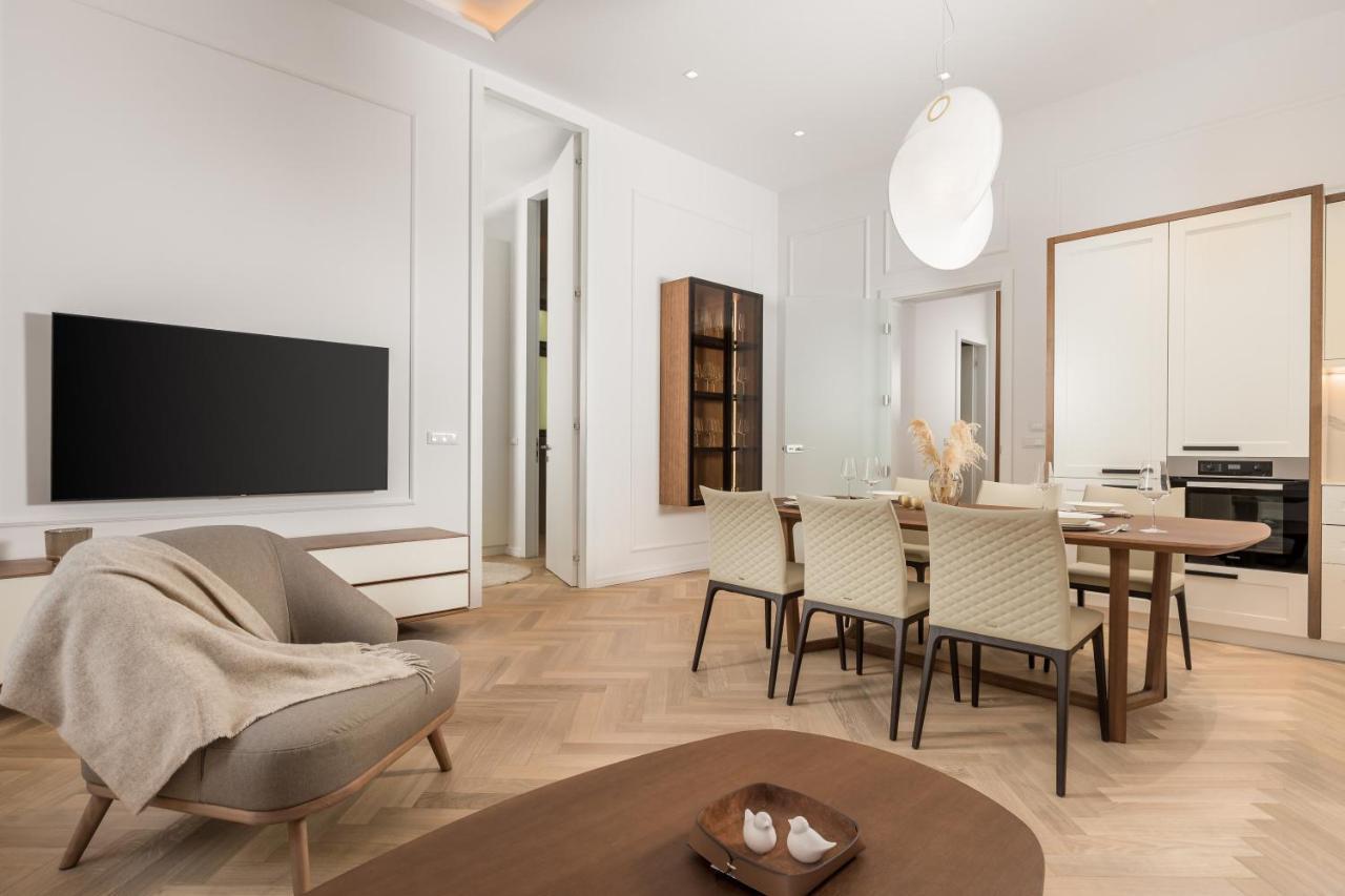 Plaza Apartments Opatija Luaran gambar