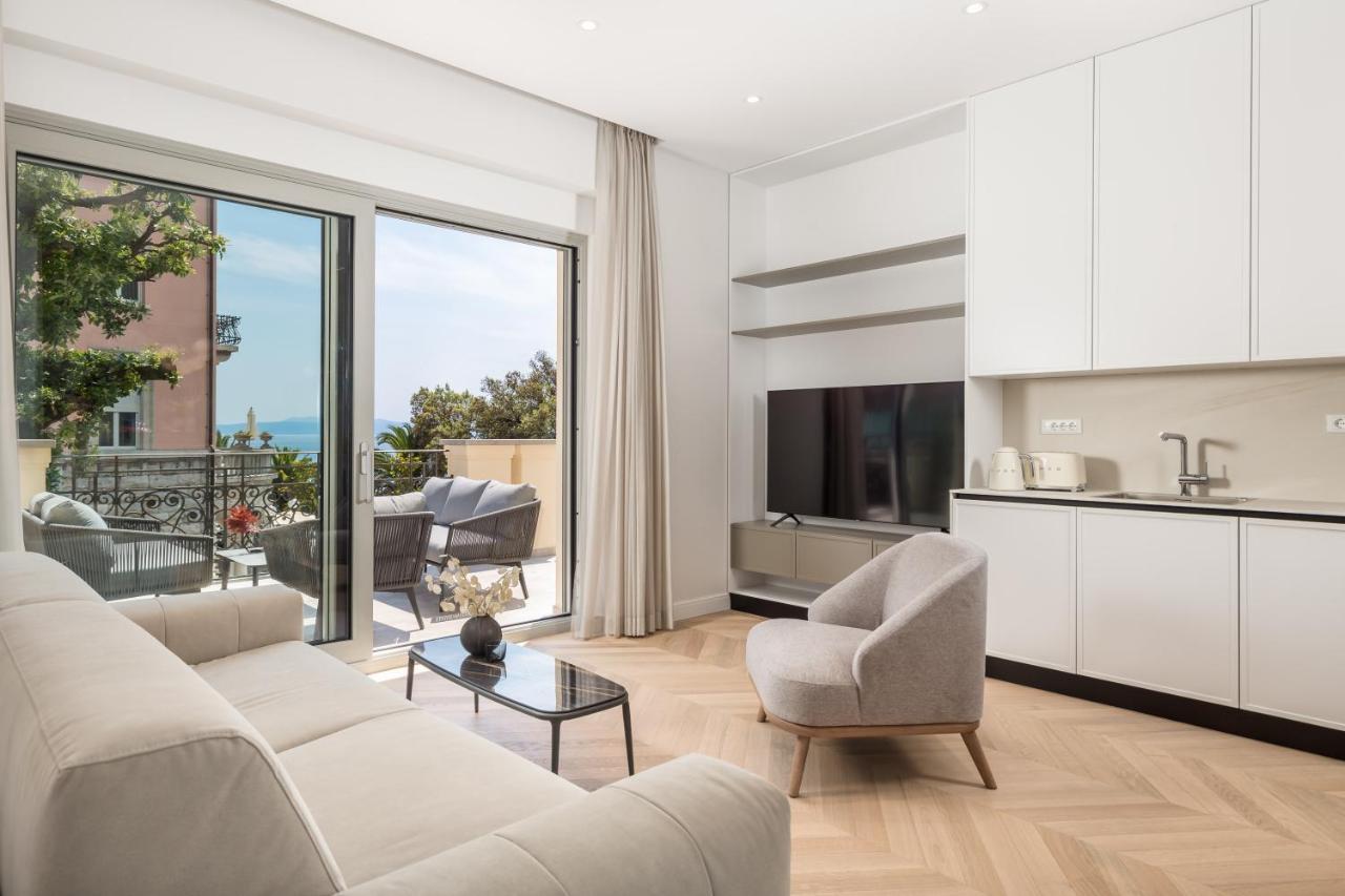 Plaza Apartments Opatija Luaran gambar