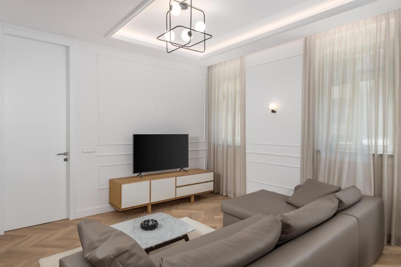 Plaza Apartments Opatija Luaran gambar