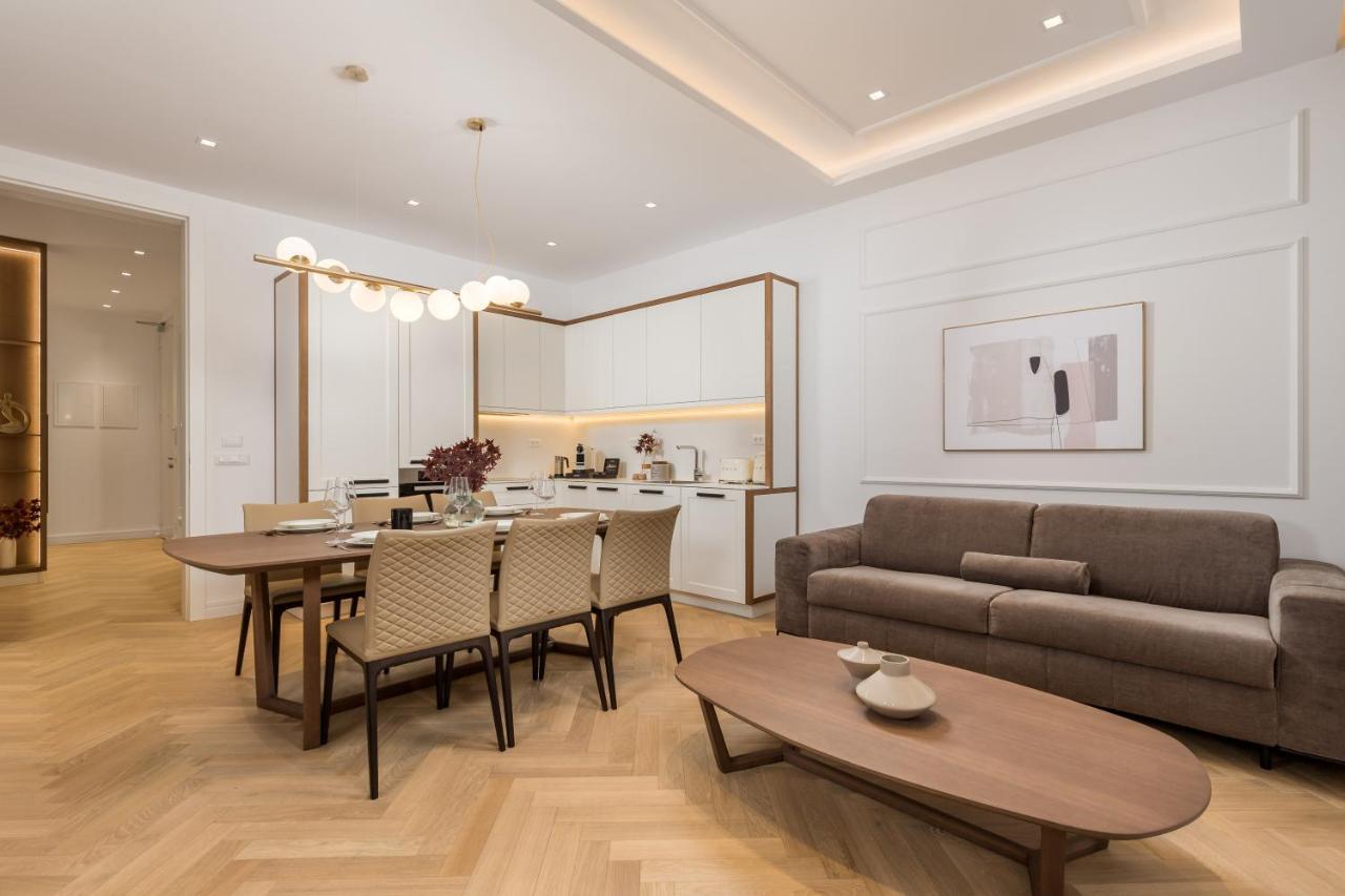 Plaza Apartments Opatija Luaran gambar