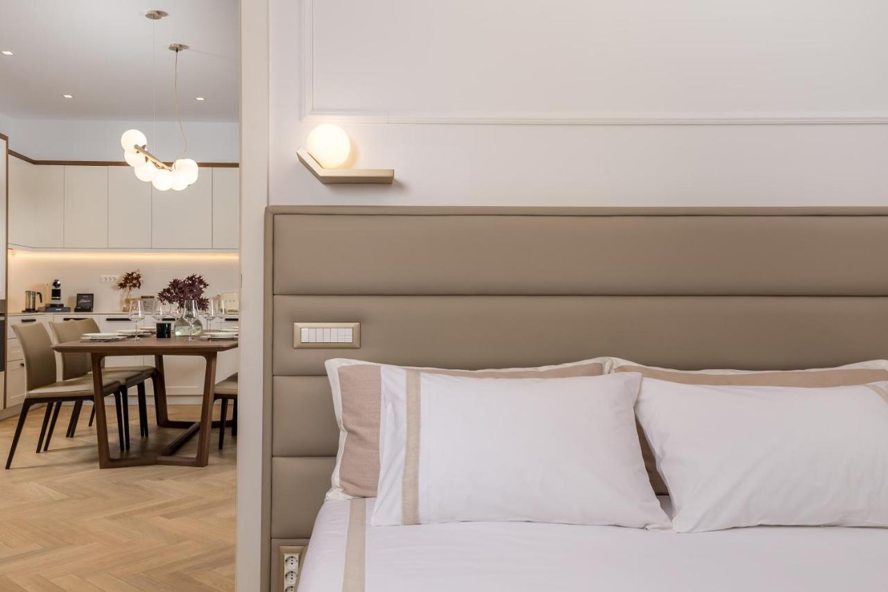 Plaza Apartments Opatija Luaran gambar