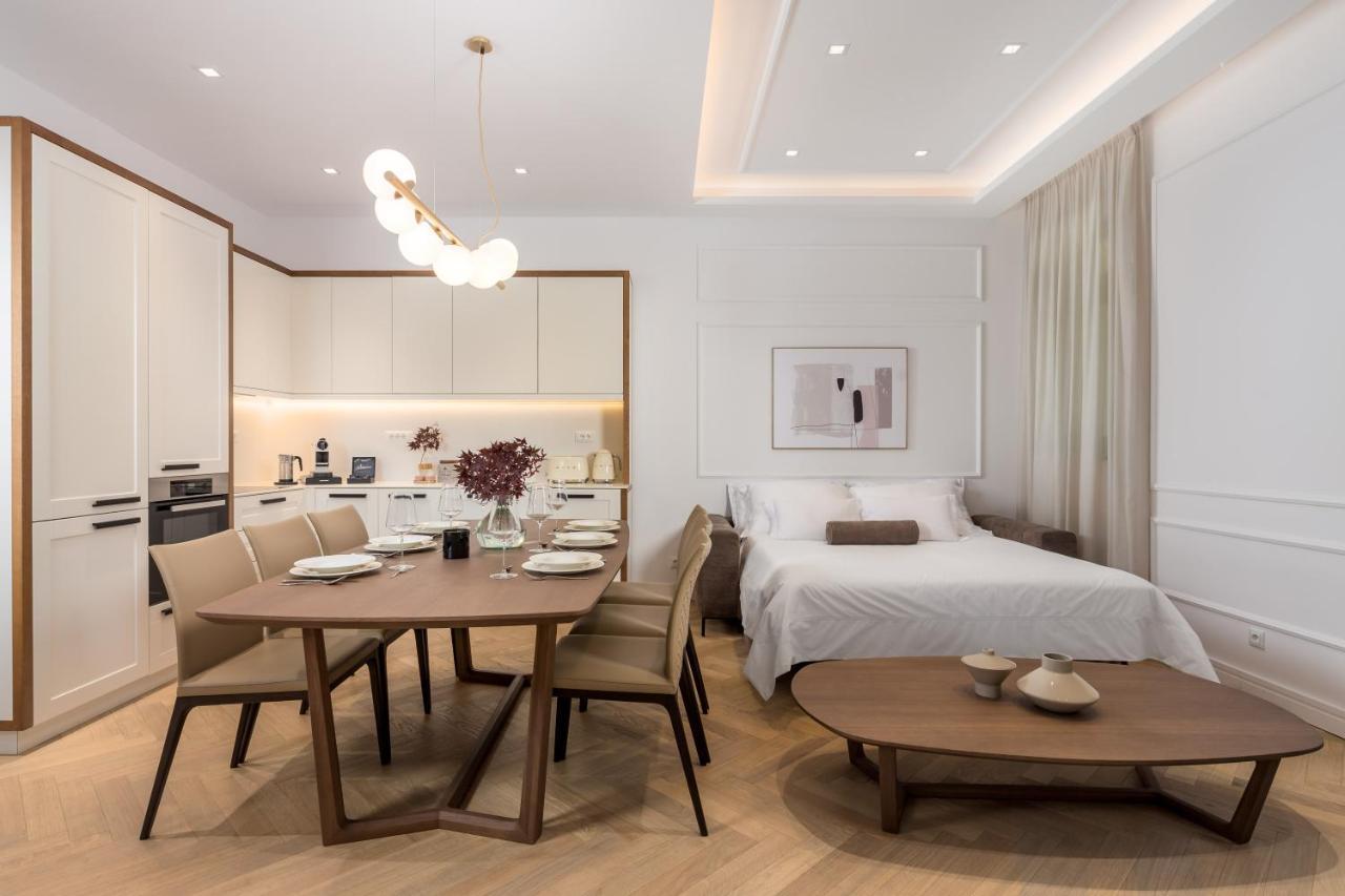 Plaza Apartments Opatija Luaran gambar