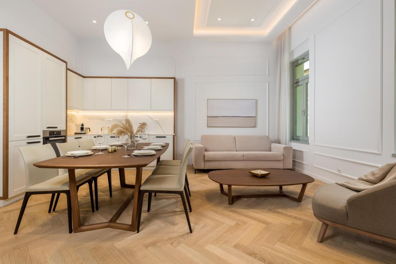 Plaza Apartments Opatija Luaran gambar