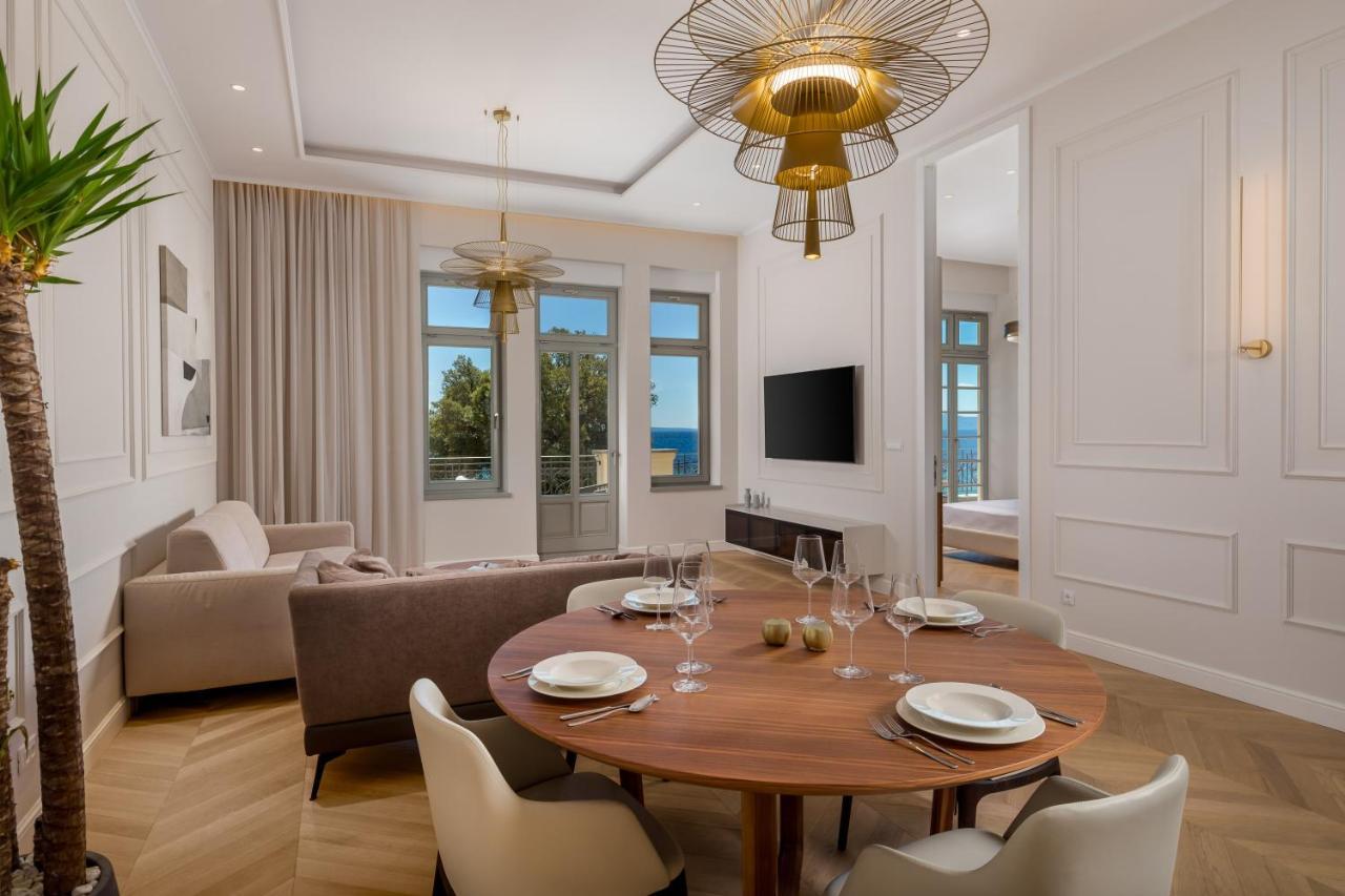 Plaza Apartments Opatija Luaran gambar